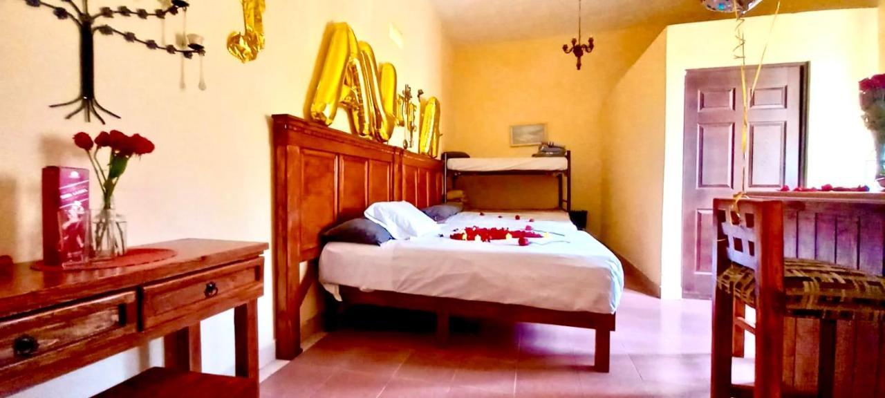 Departamentos Suites Centro Guanajuato Esterno foto